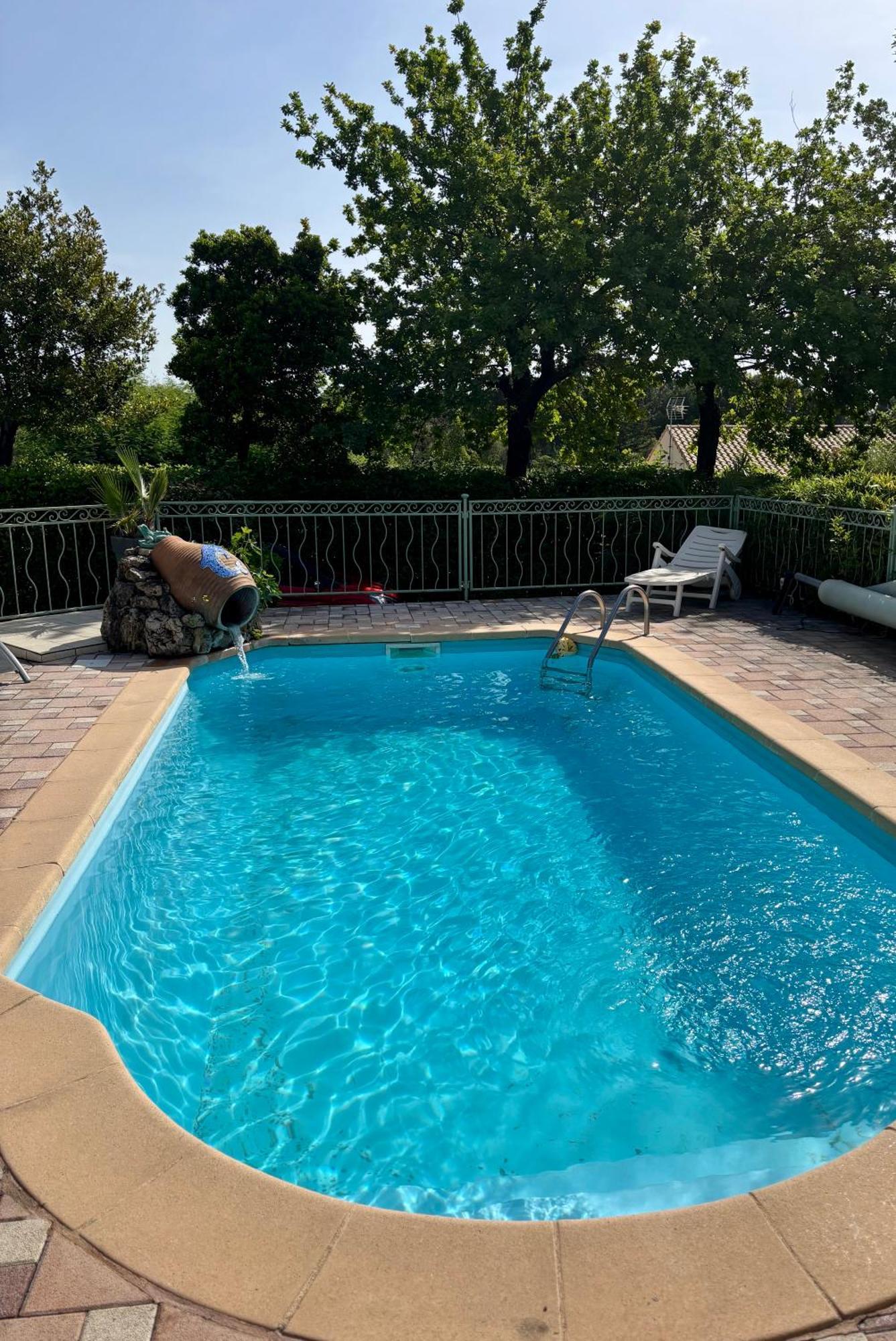 La Cigaliere 1 Charmant T1 Bis Avec Terrasse Dans Villa Sollies-Ville Exteriér fotografie